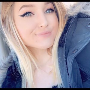 Meet your Posher, Haleigh